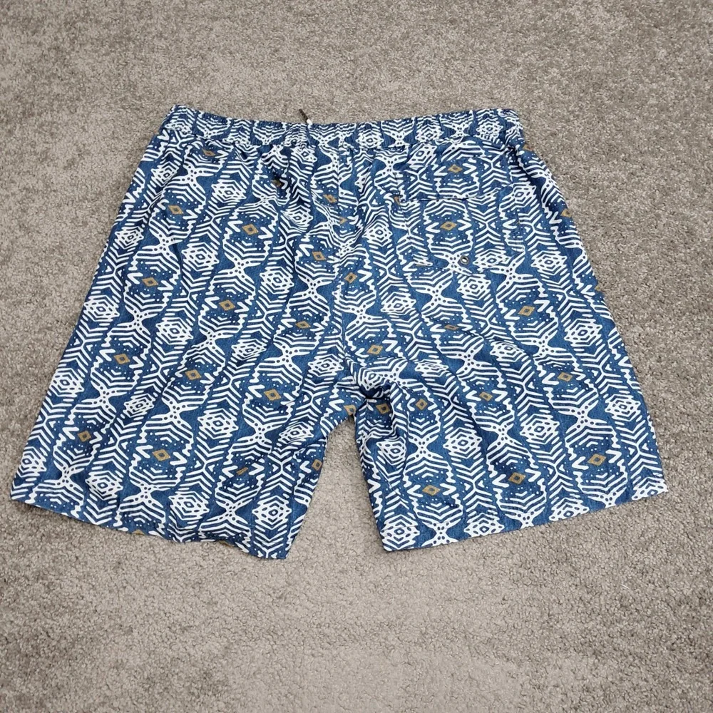 Micros Mens Swim Trunks XL Blue White Geometric Tribal Print Board Shorts